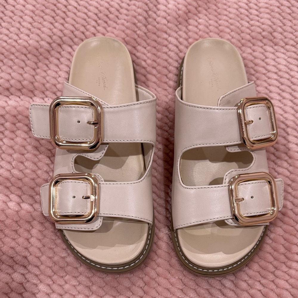 Universal Thread Cream Sandals with Gold Buckles